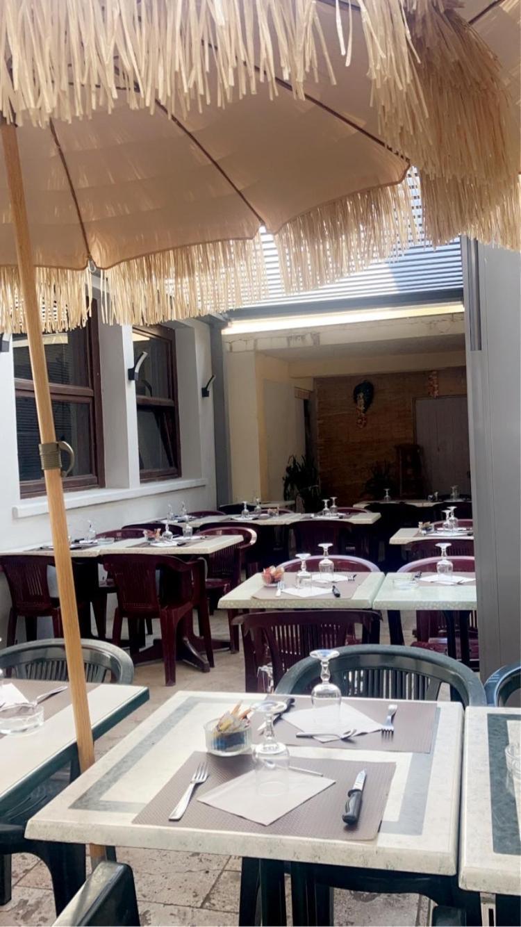 Fontaines  Hotel Du Nord Chambres Familiales מראה חיצוני תמונה