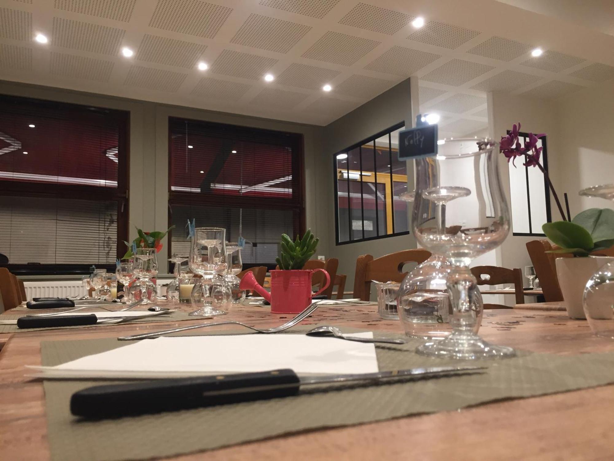 Fontaines  Hotel Du Nord Chambres Familiales מראה חיצוני תמונה